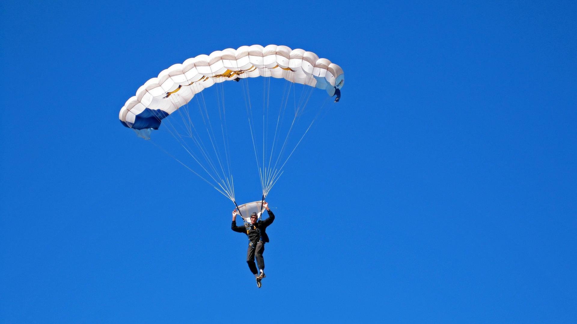 世界杯志愿者故事温暖人心被广泛报道,俄罗斯世界杯志愿者